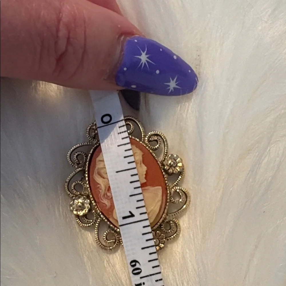 Elegant Cameo Brooch